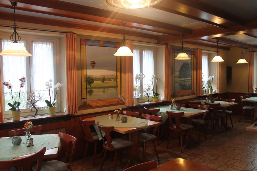 פרייבורג Gasthaus Zur Sonne מראה חיצוני תמונה